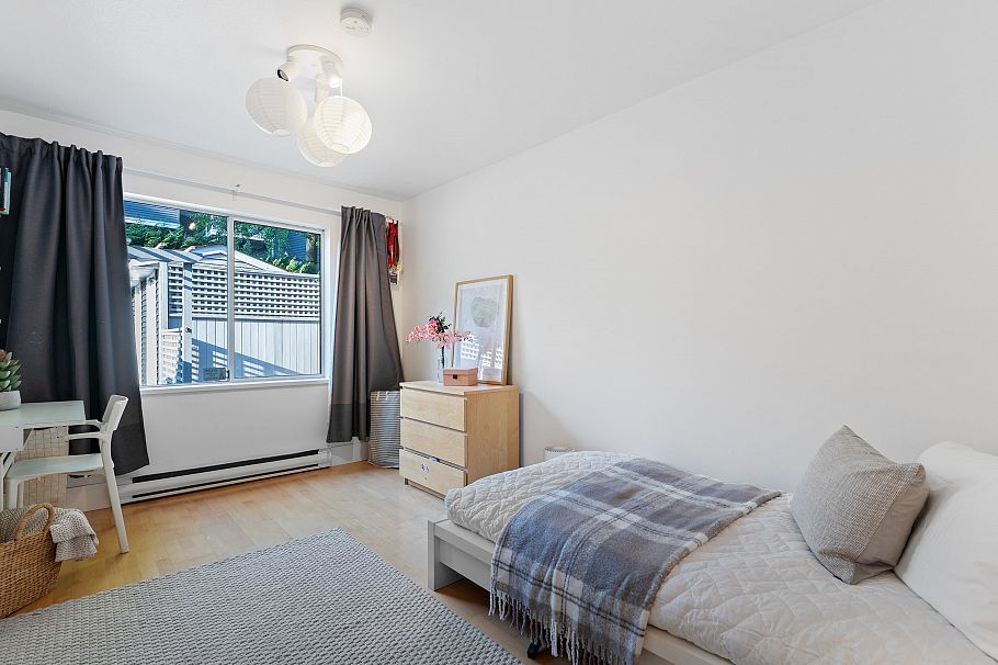 2343 W 7th Avenue Vancouver, BC - 27