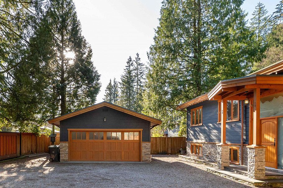 4793 Capilano Road North Vancouver, BC - 35