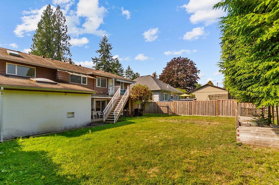 1728 Westover Road North Vancouver, BC - 25
