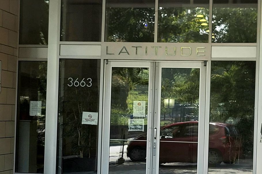 302 3663 Crowley Drive Vancouver, BC - 4