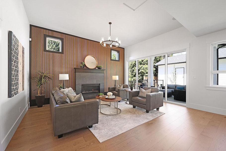 338 W 24th Street North Vancouver, BC - 8