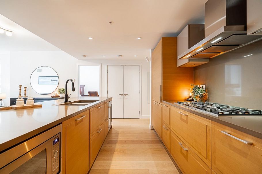 501 7228 Adera Street Vancouver, BC - 5