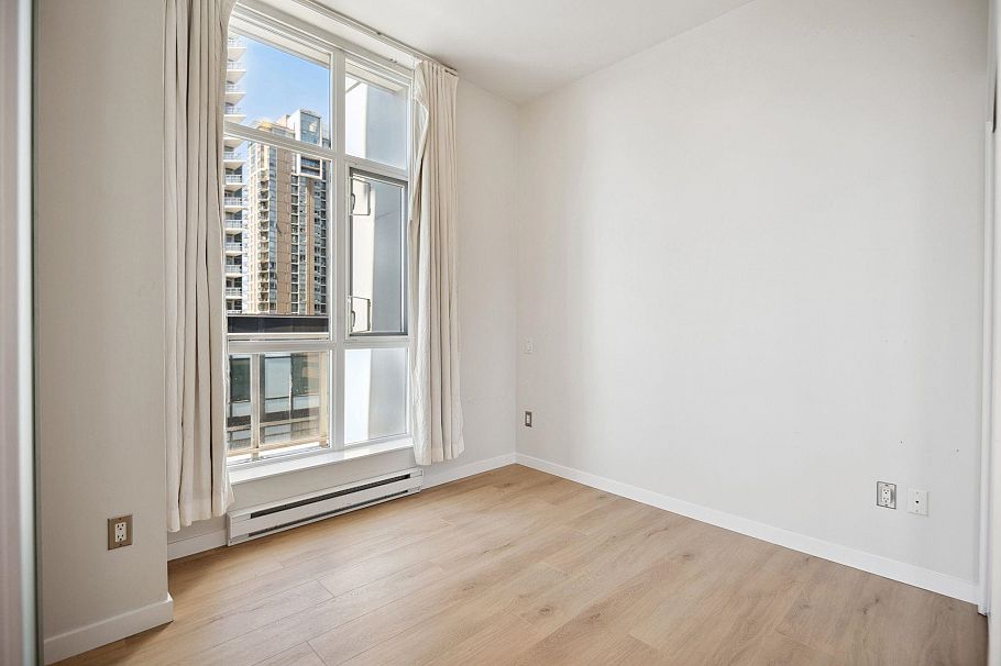 1206 1205 Howe Street Vancouver, BC - 18