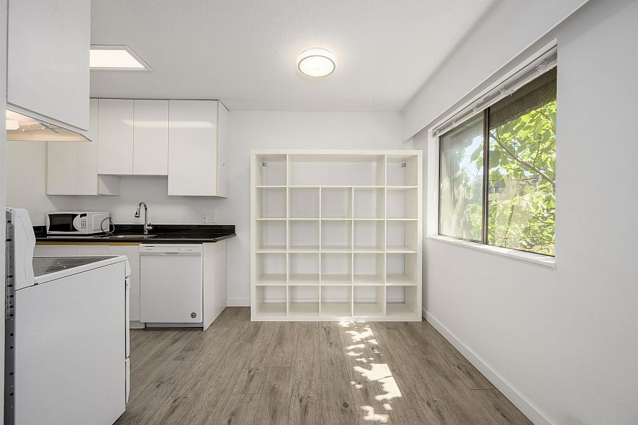 305 310 W 3rd Street North Vancouver, BC - 6