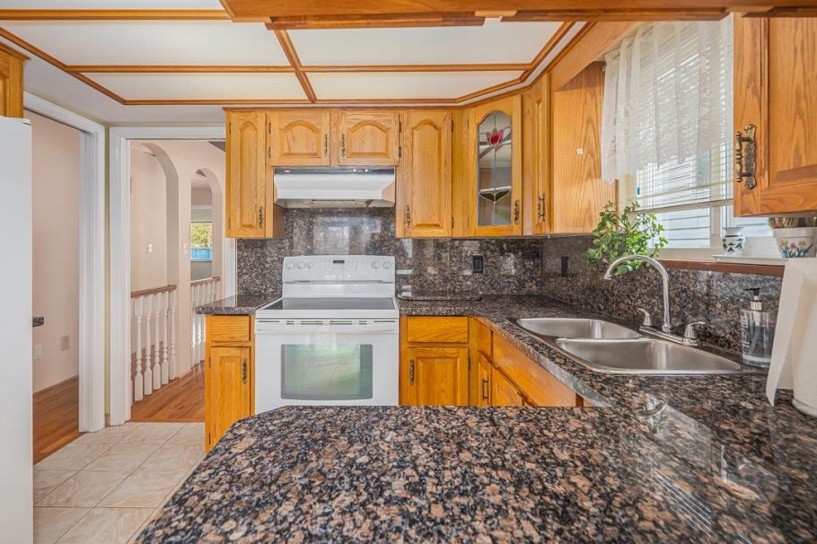 3240 Clive Avenue Vancouver, BC - 15