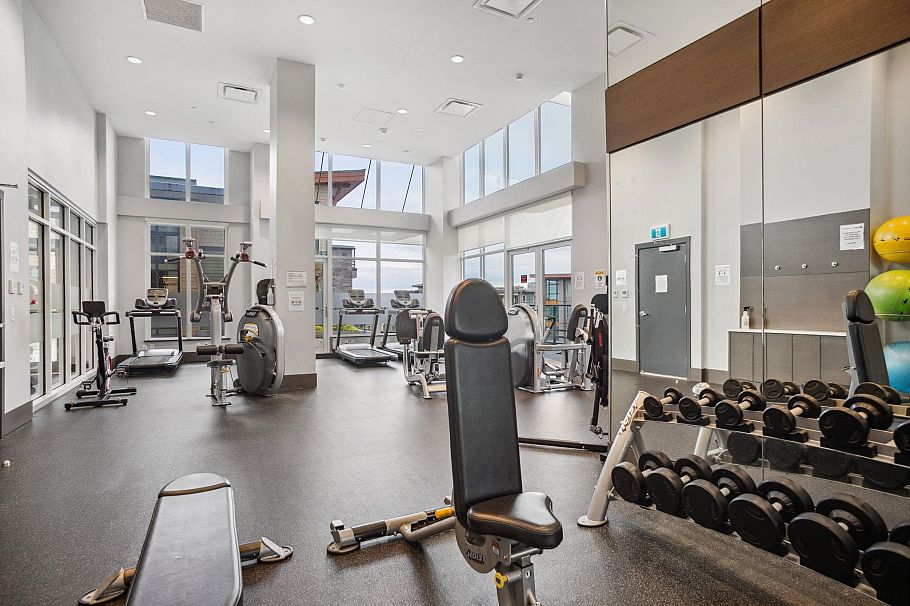 609 2780 Valley Centre Avenue North Vancouver, BC - 25