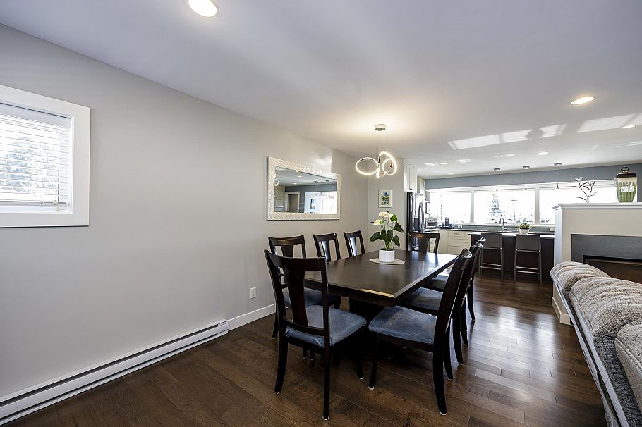 887 E 17th Street North Vancouver, BC - 5