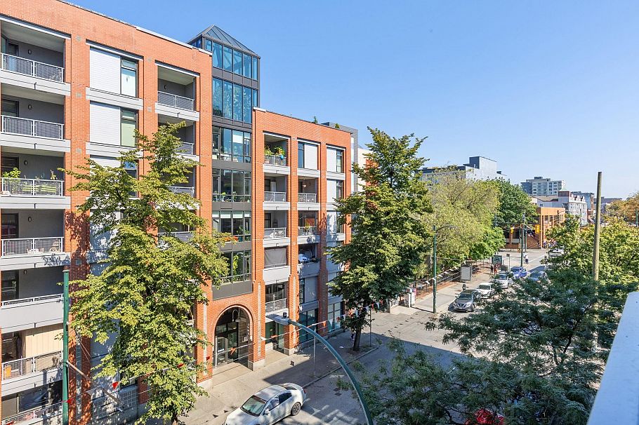 507 168 Powell Street Vancouver, BC - 18