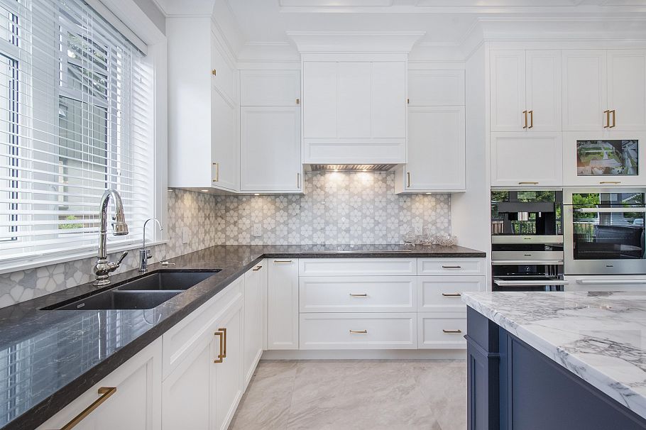 3946 W 30th Avenue Vancouver, BC - 11