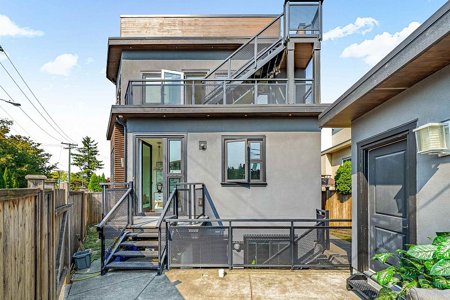 90 W 27th Avenue Vancouver, BC - 39