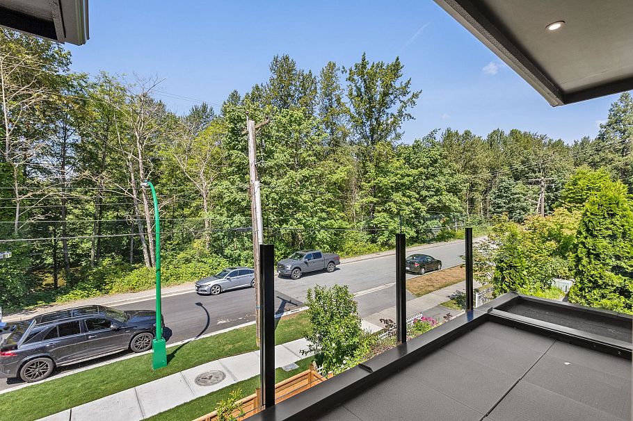 846 St. Denis Avenue North Vancouver, BC - 20