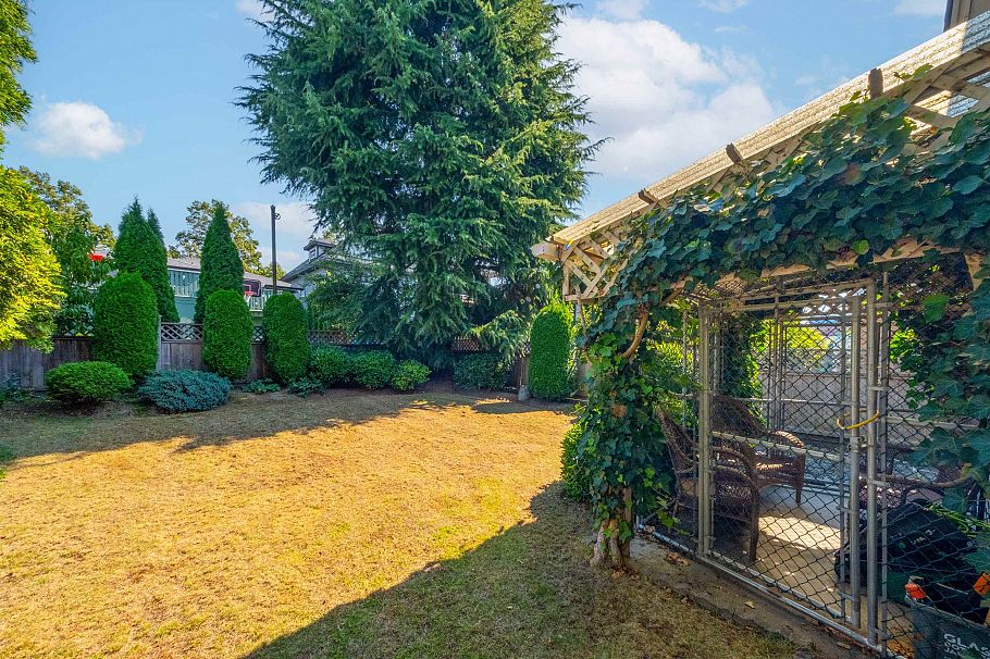 5020 Moss Street Vancouver, BC - 27