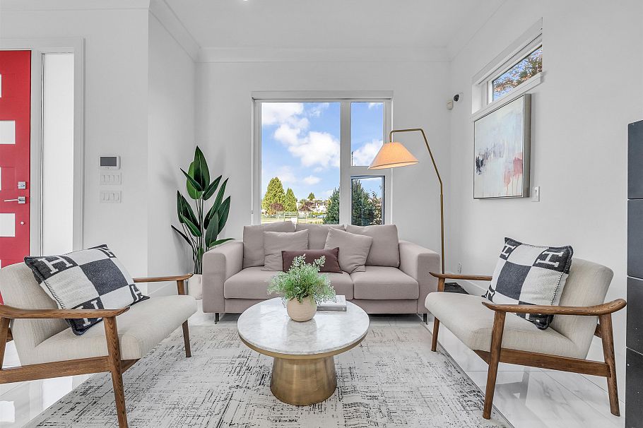 90 W 27th Avenue Vancouver, BC - 4