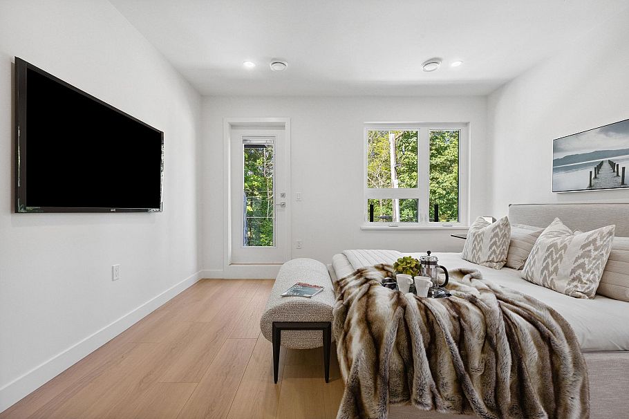 846 St. Denis Avenue North Vancouver, BC - 17