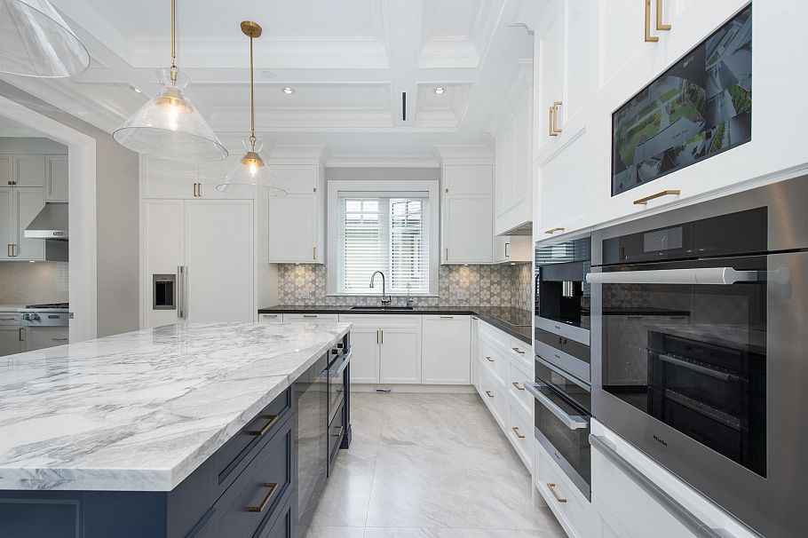 3946 W 30th Avenue Vancouver, BC - 10