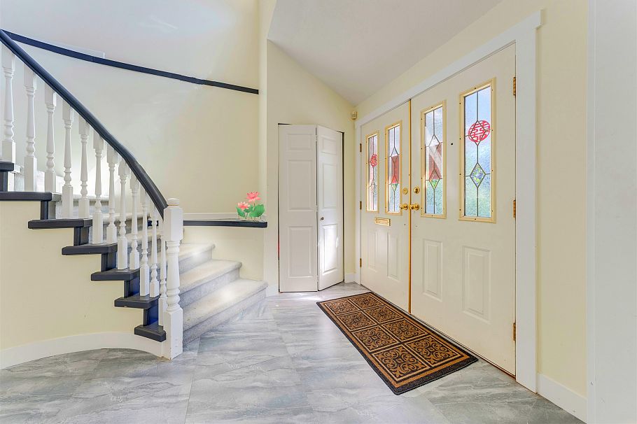 75 E 56th Avenue Vancouver, BC - 8