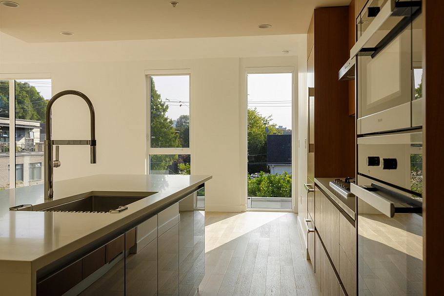 402 2888 Arbutus Street Vancouver, BC - 4