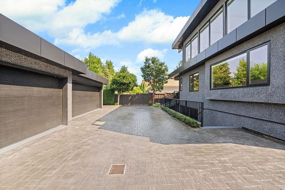 4623 W 4th Avenue Vancouver, BC - 6