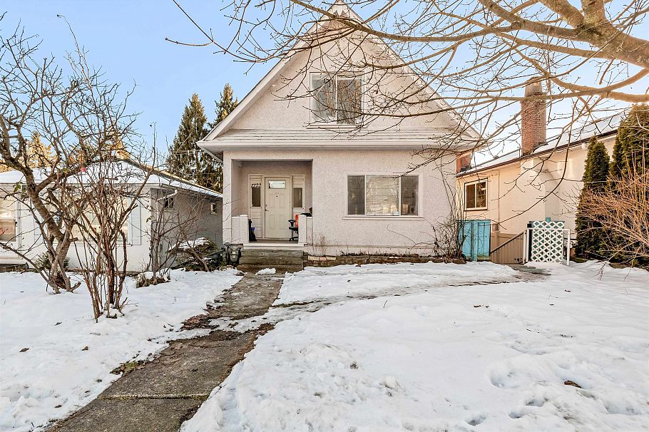 1722 E 41st Avenue Vancouver, BC - 9