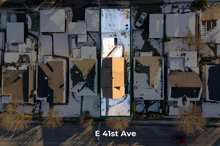 1722 E 41st Avenue Vancouver, BC - 1