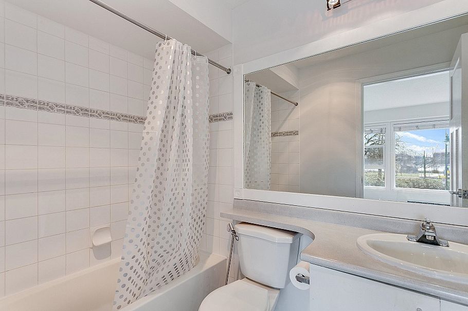 28 2723 E Kent Avenue North Vancouver, BC - 26