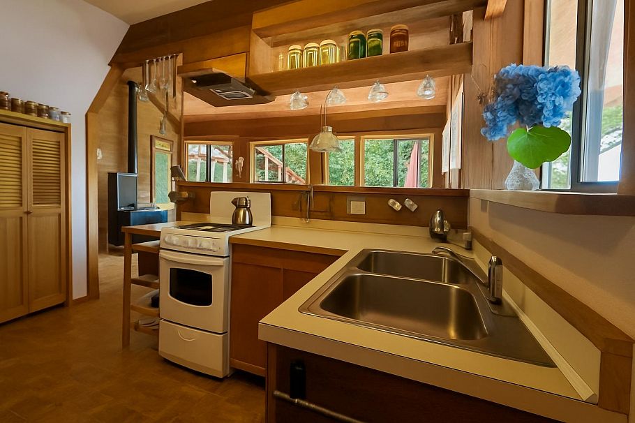 26 Brighton Beach North Vancouver, BC - 8