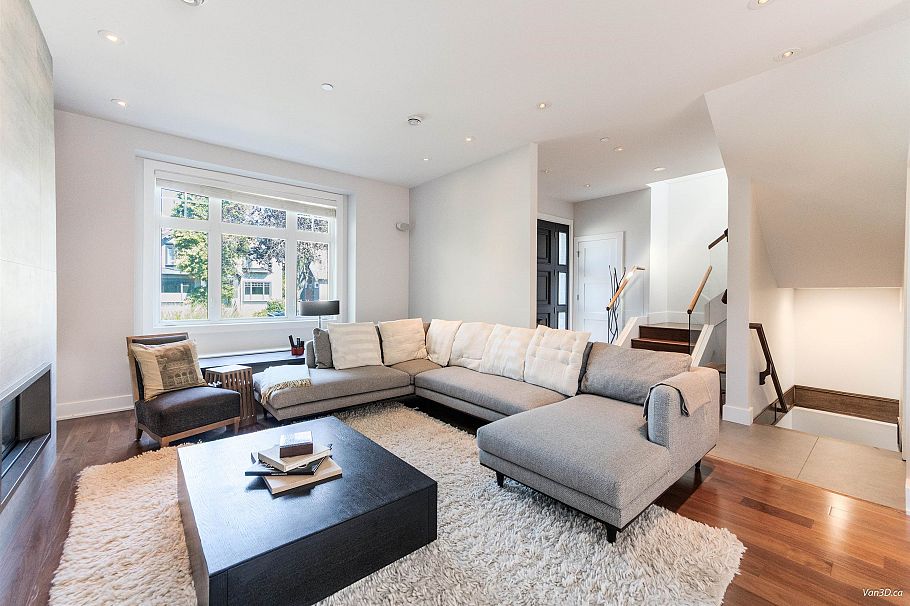 4698 W 11th Avenue Vancouver, BC - 5