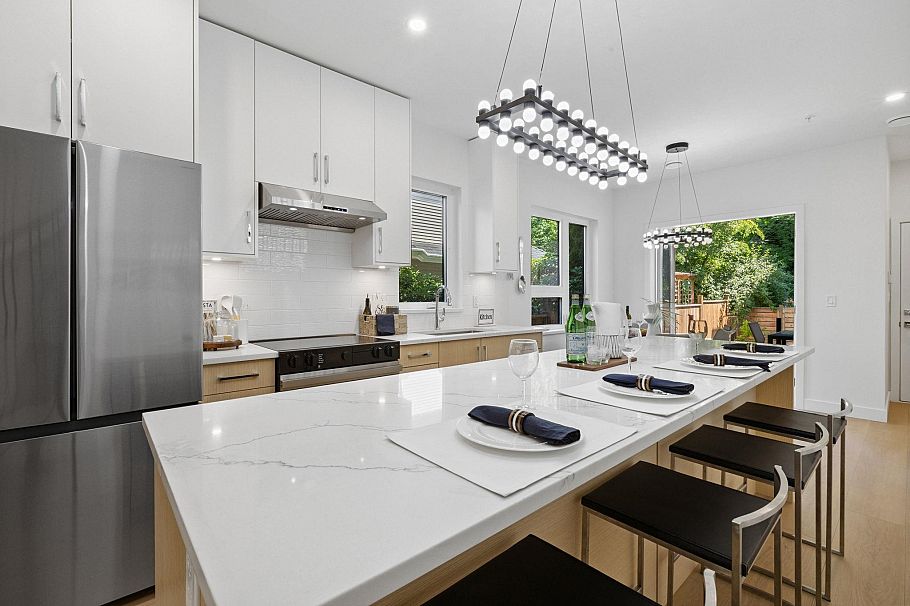 846 St. Denis Avenue North Vancouver, BC - 8