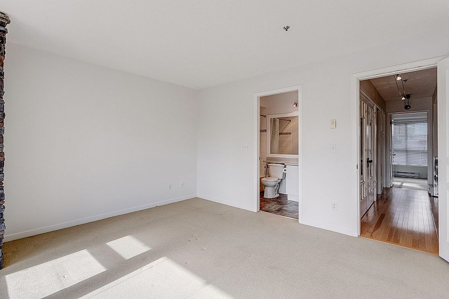 28 2723 E Kent Avenue North Vancouver, BC - 24