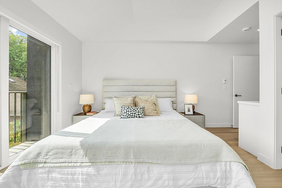 1 1120 E 23rd Avenue Vancouver, BC - 19