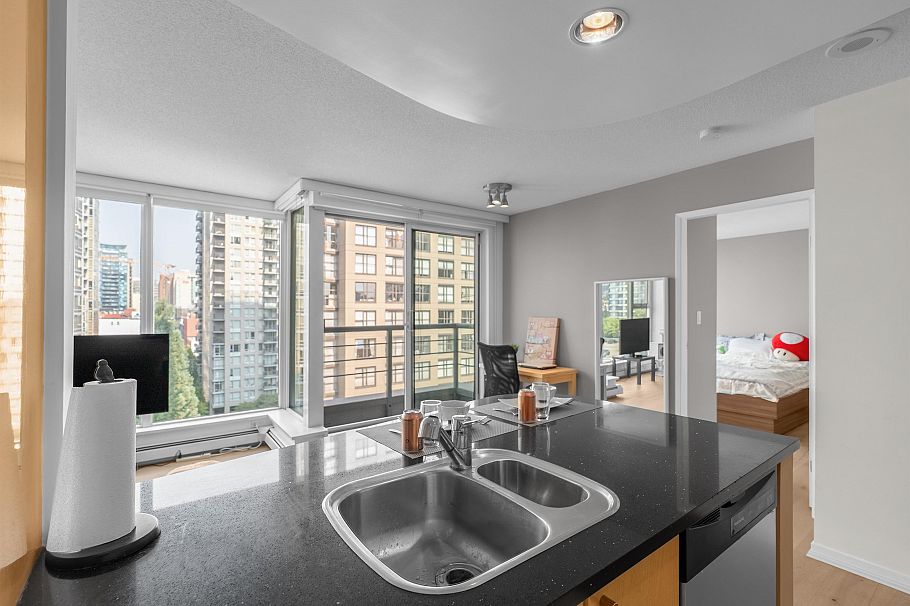 1203 1008 Cambie Street Vancouver, BC - 12