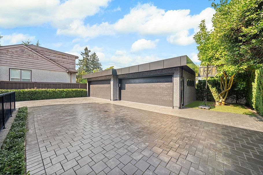 4623 W 4th Avenue Vancouver, BC - 7