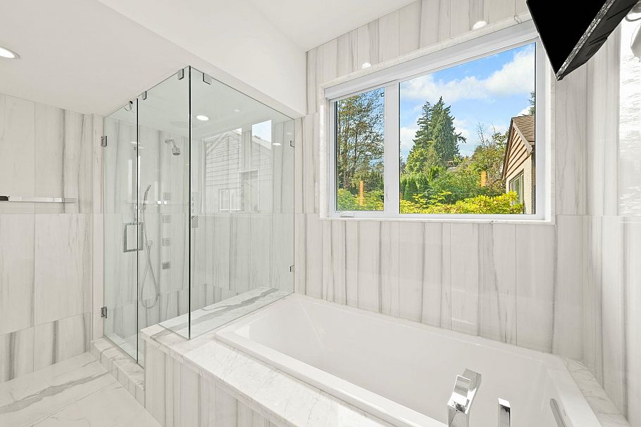 4623 W 4th Avenue Vancouver, BC - 14