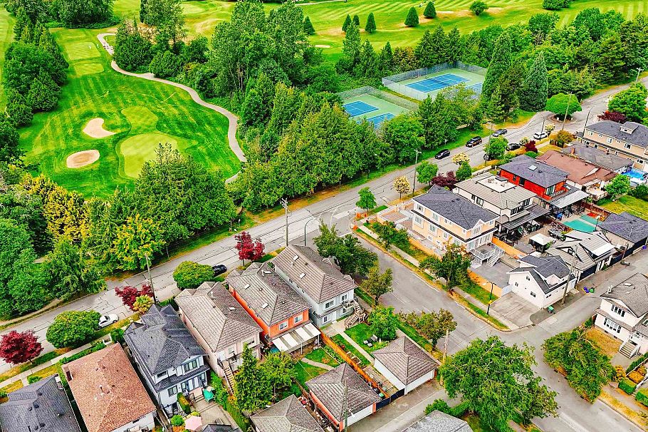 75 E 56th Avenue Vancouver, BC - 36