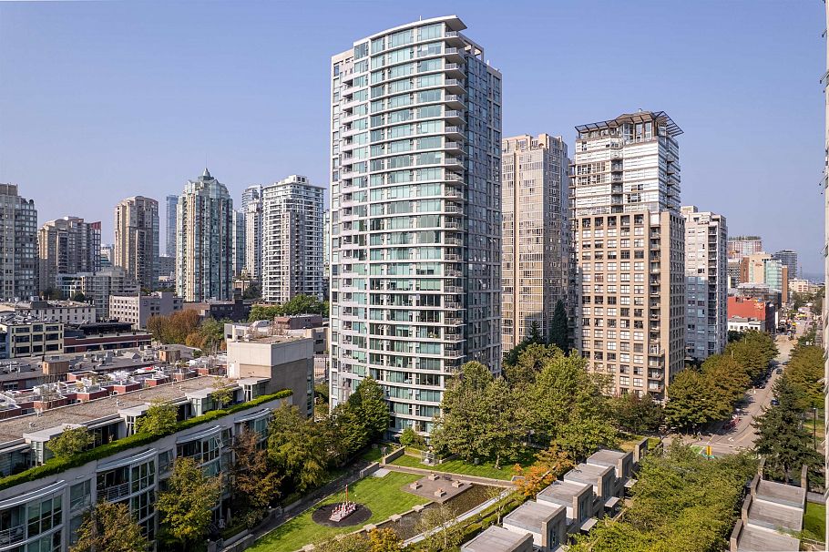 1203 1008 Cambie Street Vancouver, BC - 2