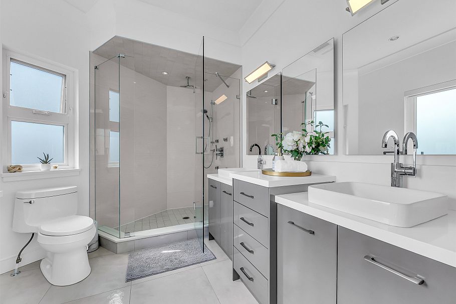 90 W 27th Avenue Vancouver, BC - 18