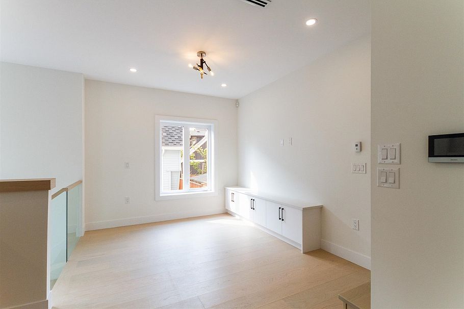 1924 William Street Vancouver, BC - 2