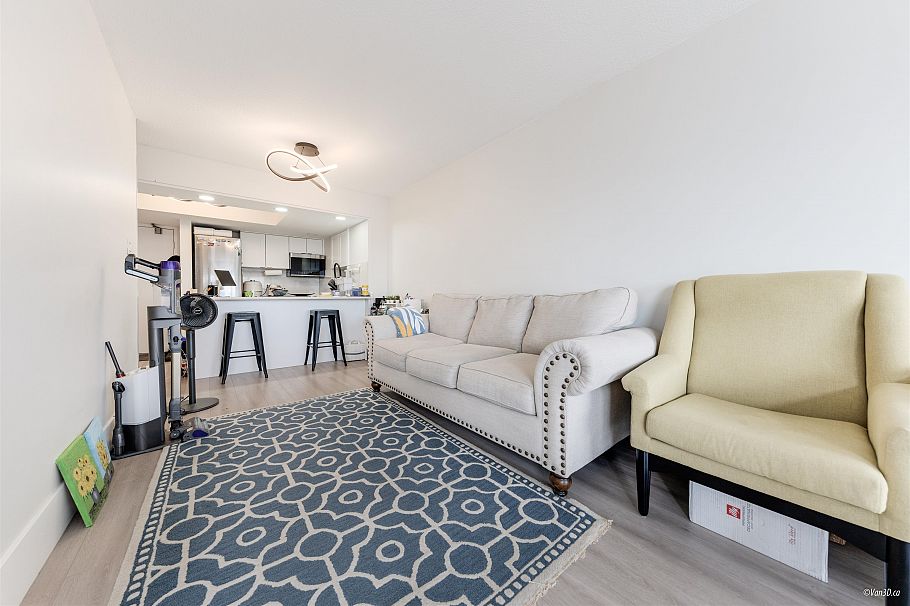 914 950 Drake Street Vancouver, BC - 14