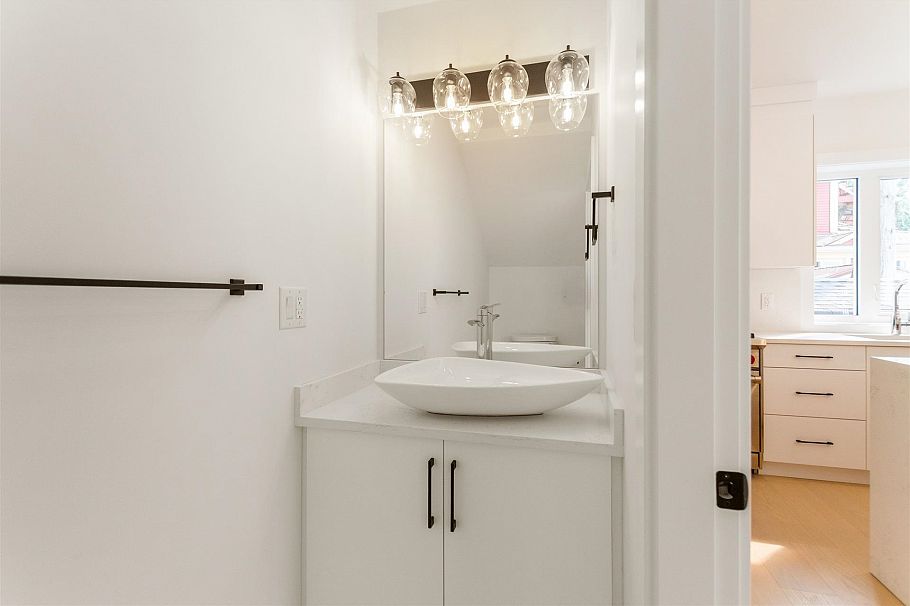 1924 William Street Vancouver, BC - 7