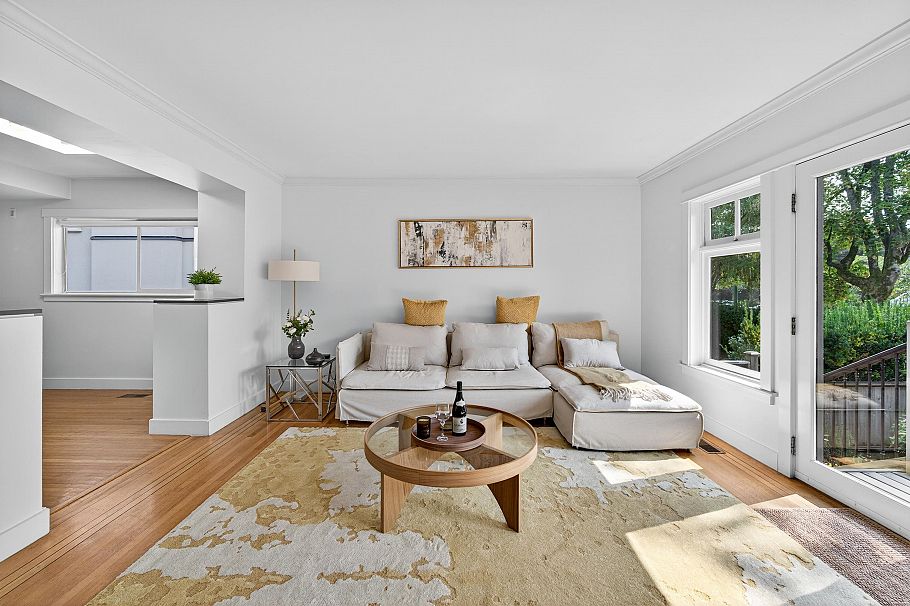 4427 W 7th Avenue Vancouver, BC - 13