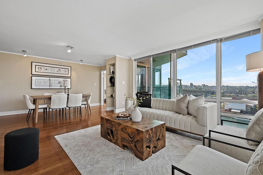 1301 1501 Howe Street Vancouver, BC - 13