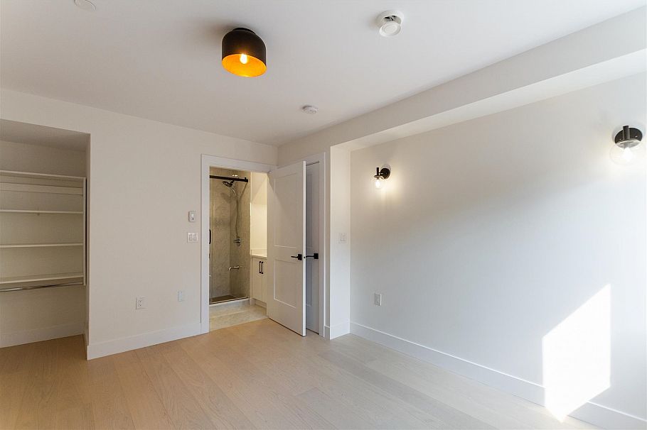 1926 William Street Vancouver, BC - 9