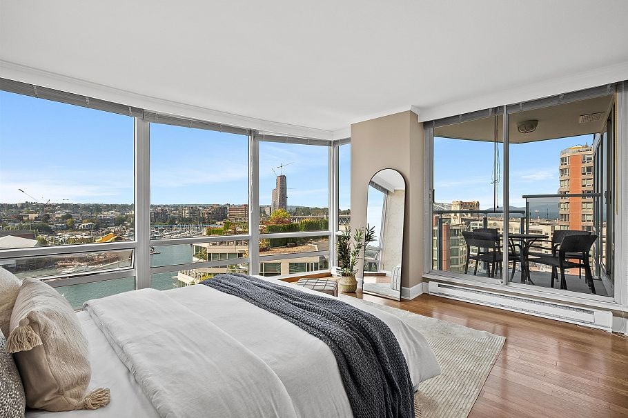 1301 1501 Howe Street Vancouver, BC - 22