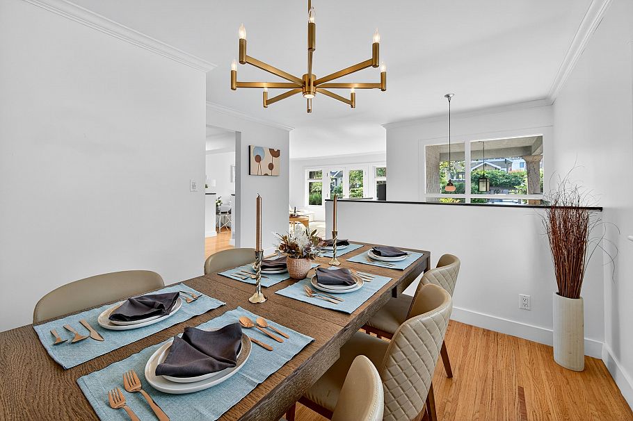 4427 W 7th Avenue Vancouver, BC - 26