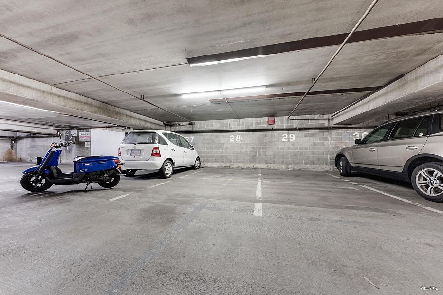 914 950 Drake Street Vancouver, BC - 24