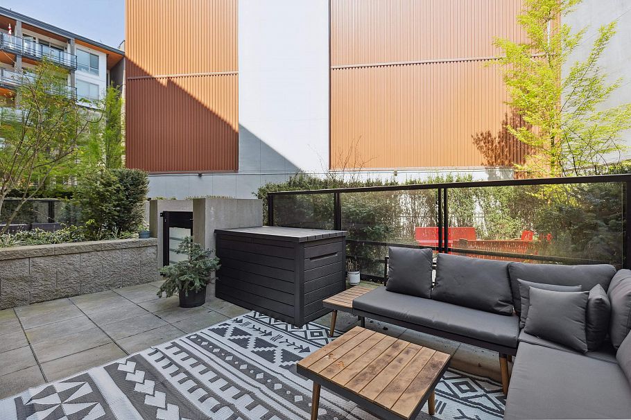 107 128 E 8th Street North Vancouver, BC - 24