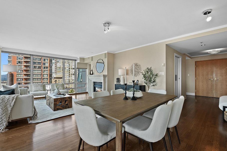 1301 1501 Howe Street Vancouver, BC - 2