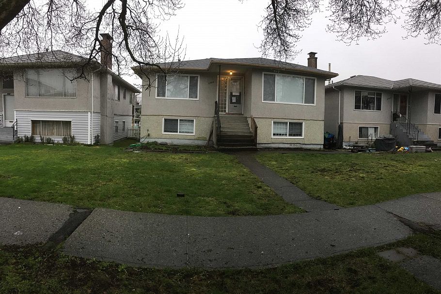 5848 Culloden Street Vancouver, BC - 1
