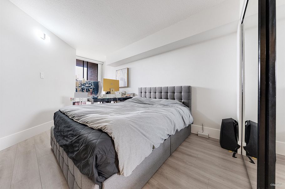 914 950 Drake Street Vancouver, BC - 20