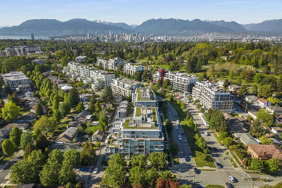 303 5289 Cambie Street Vancouver, BC - 2